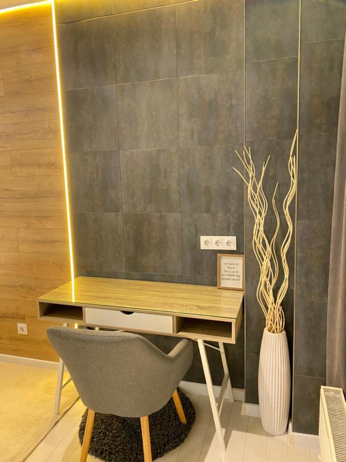 New Double Room Luxury Apartment In The Center Chisináu Exterior foto