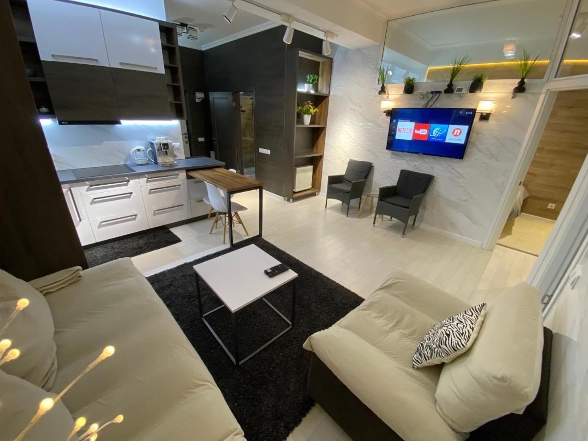 New Double Room Luxury Apartment In The Center Chisináu Exterior foto