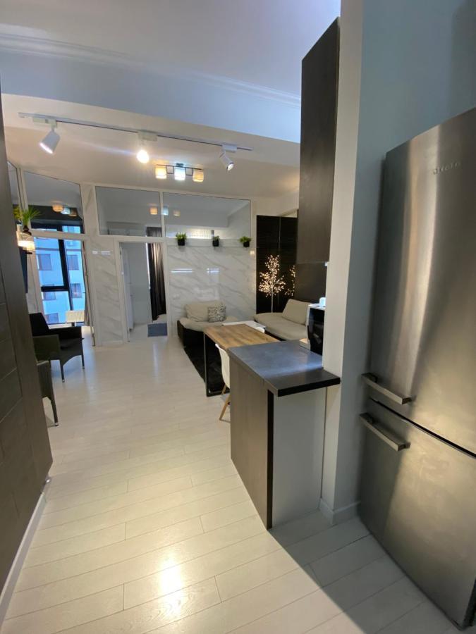 New Double Room Luxury Apartment In The Center Chisináu Exterior foto